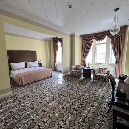 Hotel Grandezza Luxury Palace